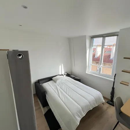 Charmant Studio Refait A Neuf * Ivry-sur-Seine